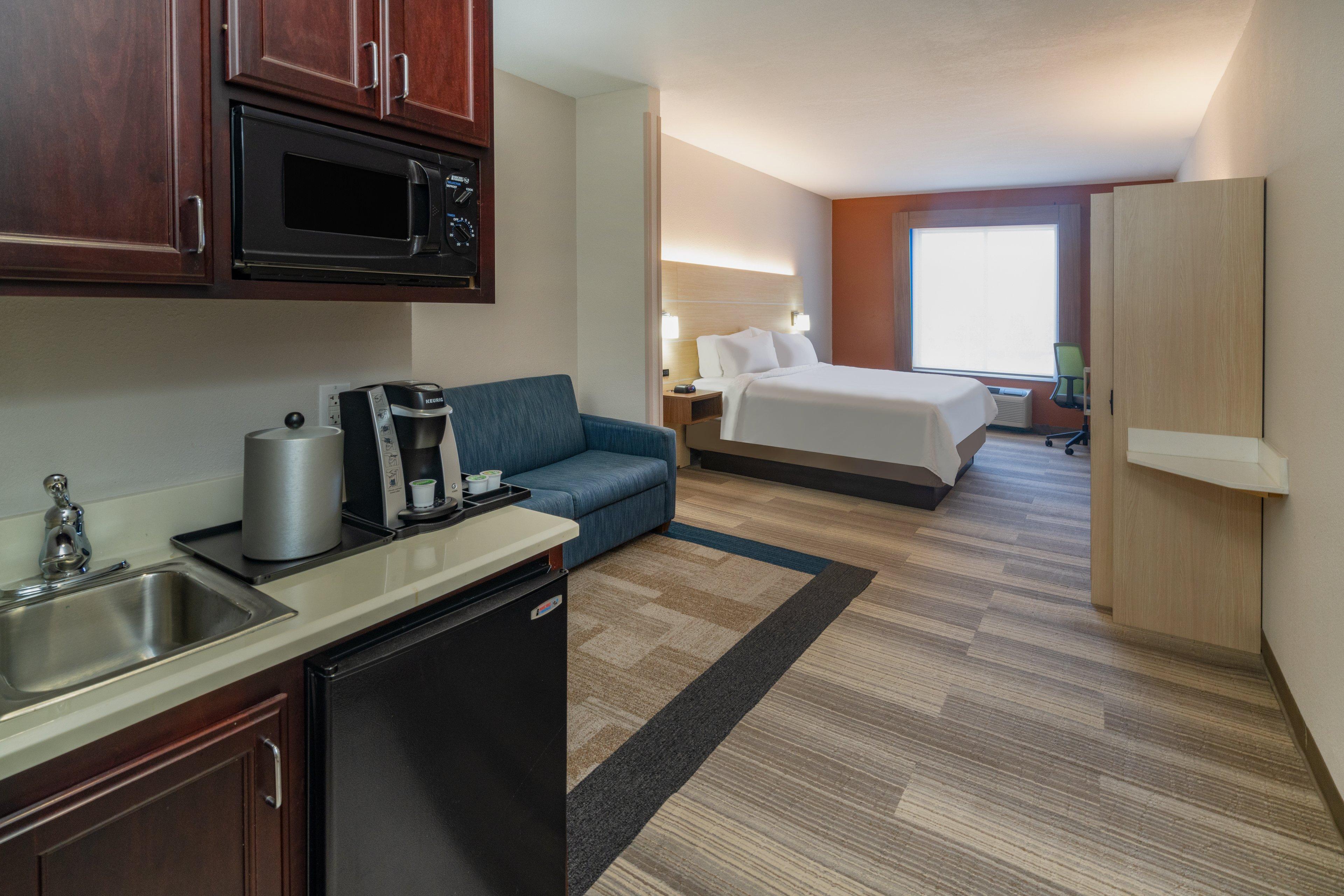 Holiday Inn Express Hotel & Suites-Magee, An Ihg Hotel Exterior photo